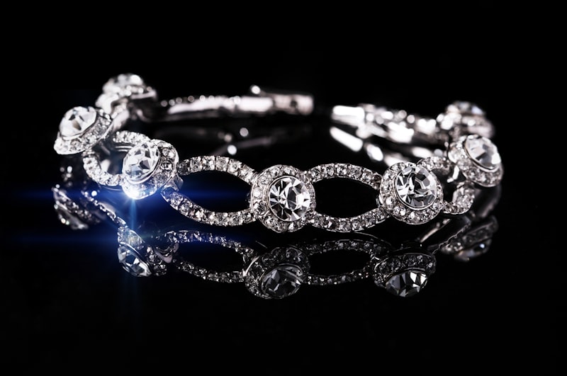 Exclusive jewelry offers for subscribers